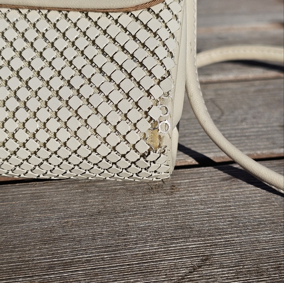 Vtg. Whiting & Davis cream mesh purse - Picture 3 of 8